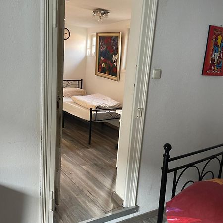Gaestehaus Linden -Zweibettzimmer מראה חיצוני תמונה