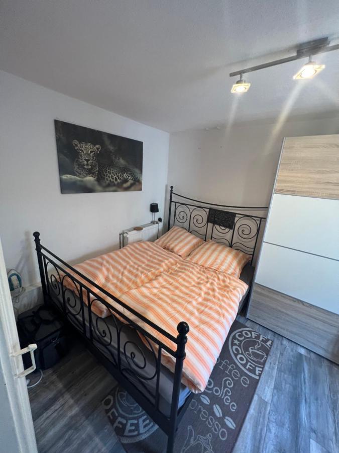 Gaestehaus Linden -Zweibettzimmer מראה חיצוני תמונה
