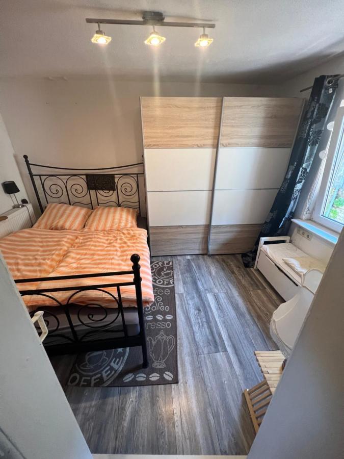 Gaestehaus Linden -Zweibettzimmer מראה חיצוני תמונה