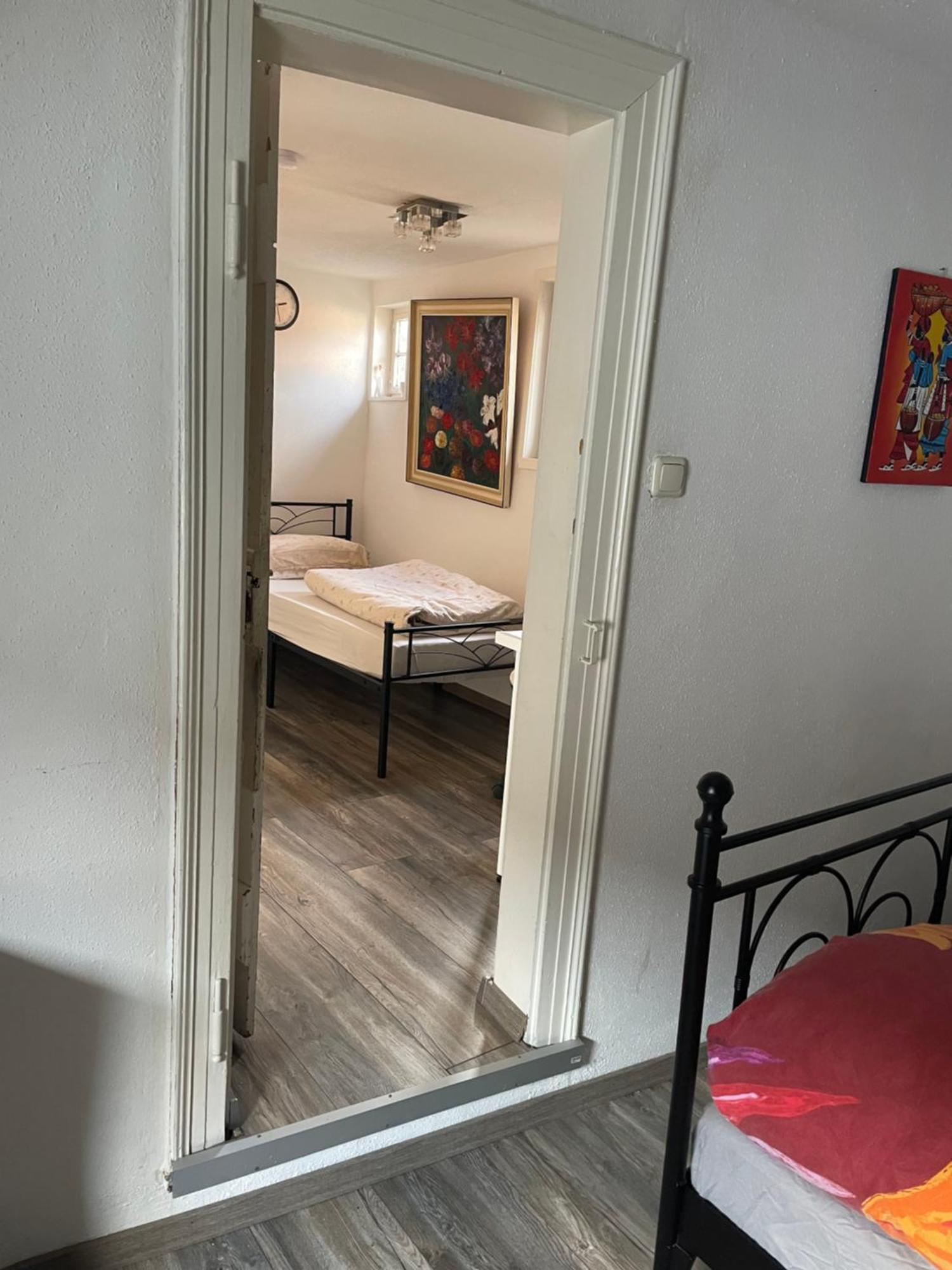 Gaestehaus Linden -Zweibettzimmer מראה חיצוני תמונה